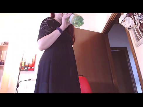 ❤️ Mtumwa mtiifu ambaye anapenda chupi chafu na ya kuvutia analazimika kupiga punyeto baada ya kutazama video hii! kwenye ponografia sw.pornsexer.ru ❌❤