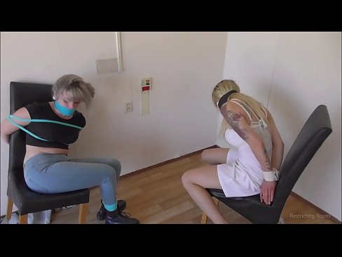❤️ Mraibu / amefungwa na kufungwa / msichana katika dhiki kwenye ponografia sw.pornsexer.ru ❌❤